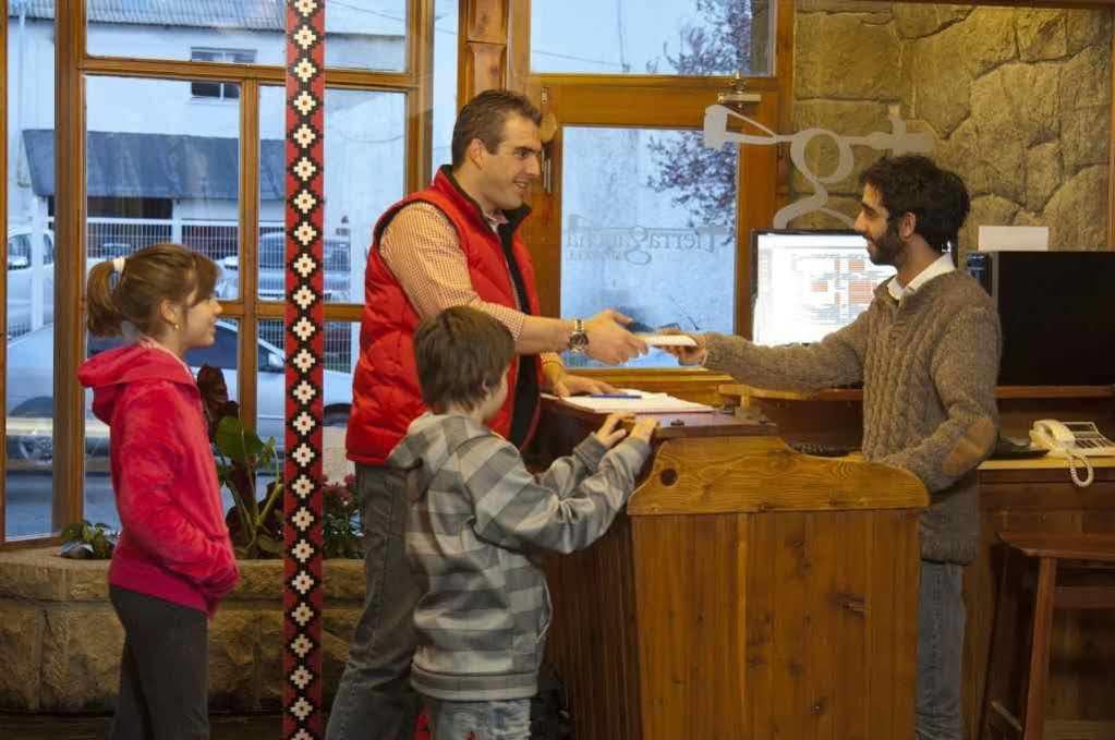 Tierra Gaucha Hotel Boutique San Carlos de Bariloche Exterior photo